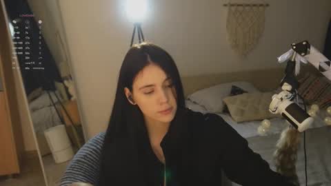 Jennet online show from 02/04/26, 06:36