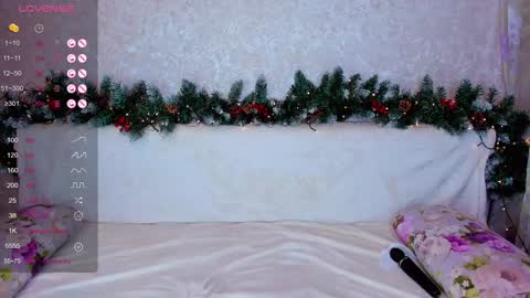 Nina online show from 12/14/24, 03:25