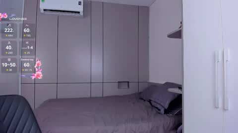 Nina online show from 03/30/26, 04:02