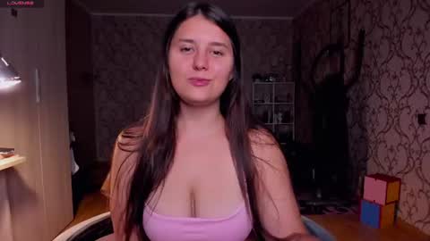 Snapshot of nina__si chatting on 06/27/26, 07:52 Nina online show from 06/27/26, 07:52