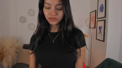 NINA online show from 12/17/24, 11:38