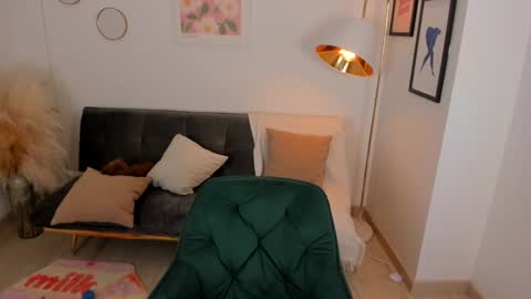 NINA online show from 01/20/25, 10:37