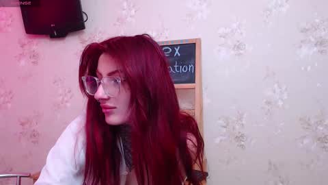 Nina online show from 02/03/26, 07:13