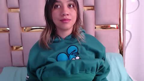 Snapshot of nina_carther chatting on 10/15/25, 12:27 Nina Carther online show from 10/15/25, 12:27