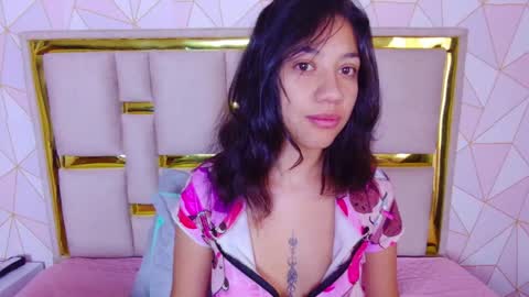 Nina Carther online show from 05/10/26, 10:53