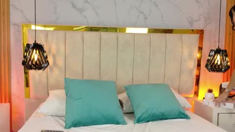 Natalia  online show from 01/15/26, 09:18