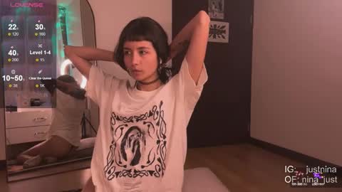 Snapshot of nina_just chatting on 01/06/25, 09:54 Nina. online show from 01/06/25, 09:54