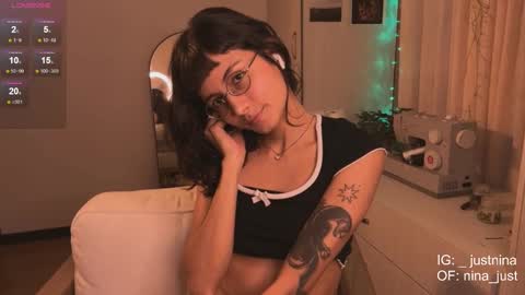 Snapshot of nina_just chatting on 01/23/25, 11:15 Nina. online show from 01/23/25, 11:15