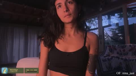 Snapshot of nina_just chatting on 09/09/25, 11:04 Nina. online show from 09/09/25, 11:04