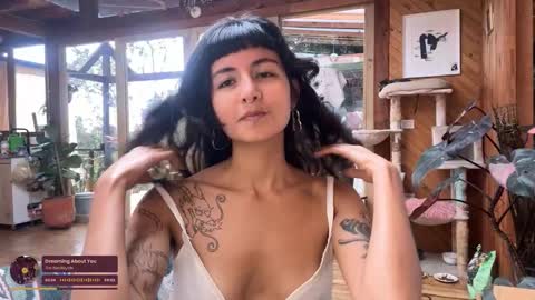 Snapshot of nina_just chatting on 10/17/25, 01:35 Nina. online show from 10/17/25, 01:35