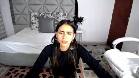  Nina  online show from 02/07/25, 02:40