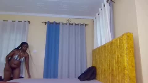 Nina online show from 10/17/25, 07:11