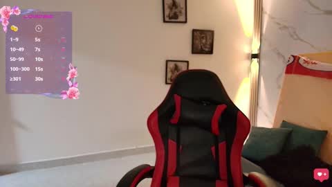  N I N A online show from 11/16/25, 12:33