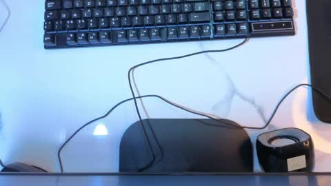 Follow me.. Live 1430 to 2100 online show from 04/23/26, 09:28