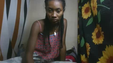 ninaeaa online show from 11/23/25, 08:08