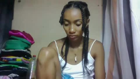 ninaeaa online show from 04/10/26, 07:57