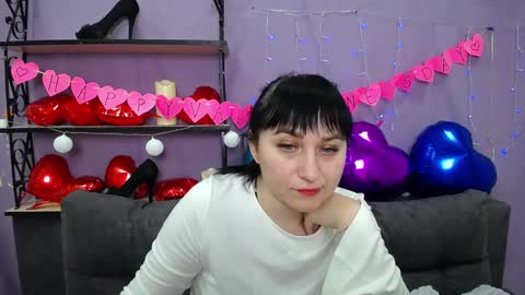 ninaflawlees online show from 02/05/25, 11:28