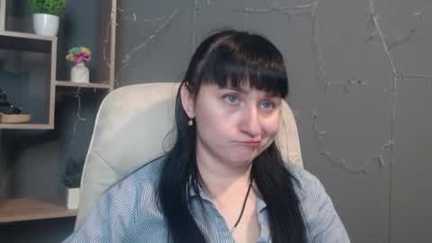 ninaflawlees online show from 12/03/25, 12:58