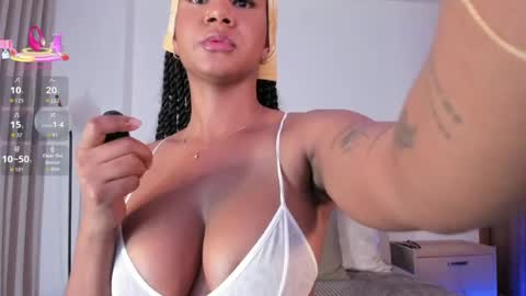 Nina Sara online show from 06/25/26, 05:23