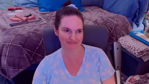 Nina Jaymes online show from 09/10/25, 10:10