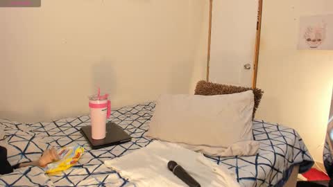 Nina  online show from 02/05/26, 10:25