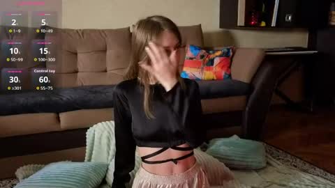NinaNovalicious online show from 06/08/26, 06:36