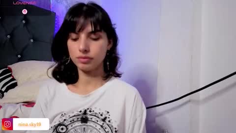 ninasky19 online show from 03/04/26, 01:00