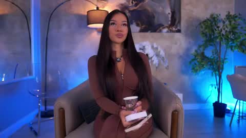 Ninna online show from 05/18/26, 08:53