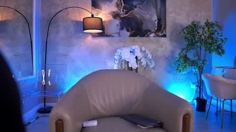 Ninna online show from 05/25/26, 09:04