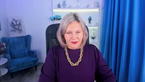 Snapshot of ninastarle chatting on 11/21/25, 04:44 ninastarle online show from 11/21/25, 04:44