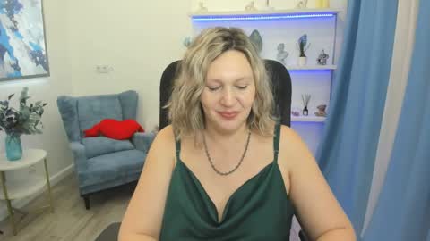 ninastarle online show from 03/28/26, 11:32