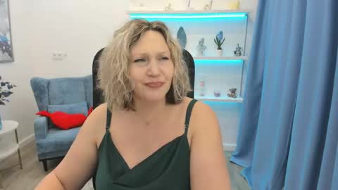 ninastarle online show from 05/26/26, 11:50