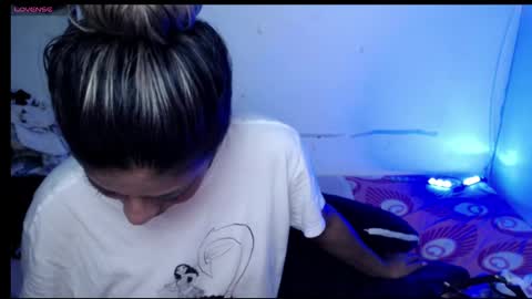 ninatinydoll1 online show from 04/27/26, 11:19