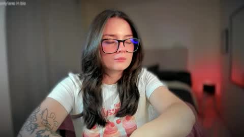 Snapshot of ninavolkov chatting on 02/14/25, 02:07 ninavolkov online show from 02/14/25, 02:07