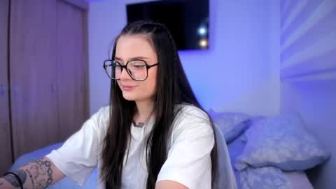 ninavolkov online show from 04/01/26, 10:29