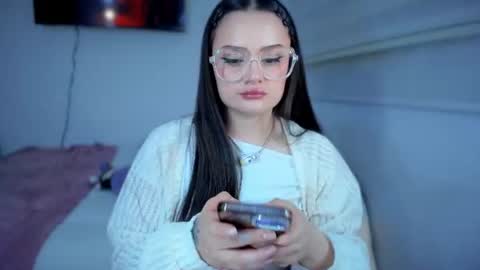 Snapshot of ninavolkov chatting on 07/01/26, 09:25 ninavolkov online show from 07/01/26, 09:25