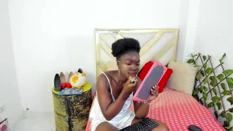 Snapshot of ninawilins994 chatting on 09/13/25, 09:31 Ninawilins994 online show from 09/13/25, 09:31