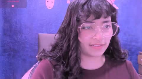 Nina online show from 10/21/25, 04:30