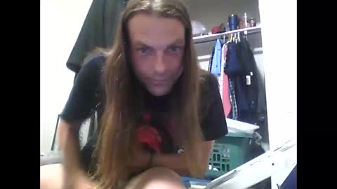 nineinchnailer313 online show from 04/19/26, 09:08