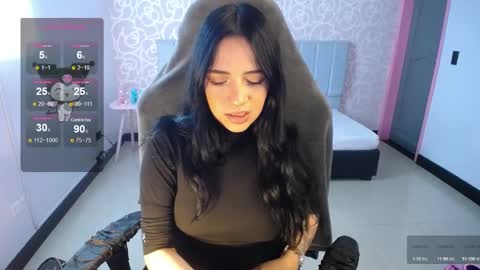 Snapshot of ninfa_ch chatting on 01/18/25, 11:11 Ninfa online show from 01/18/25, 11:11