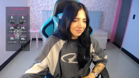 Snapshot of ninfa_ch chatting on 02/10/25, 11:04 Ninfa online show from 02/10/25, 11:04