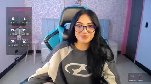 Snapshot of ninfa_ch chatting on 02/10/25, 02:05 Ninfa online show from 02/10/25, 02:05