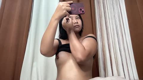 nini_luvskorn online show from 05/02/26, 09:47