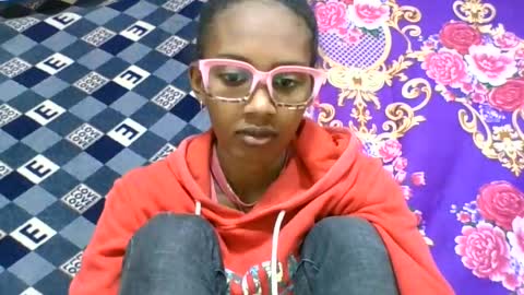 ninie246746 online show from 07/06/26, 05:15