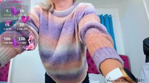 nina dee online show from 12/15/25, 03:55