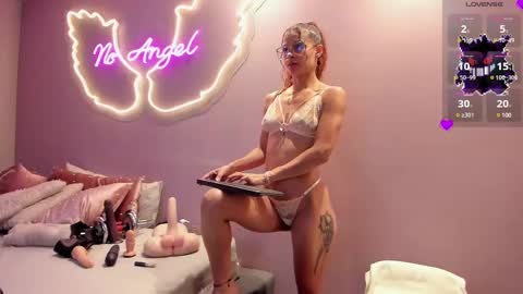 Ninna  online show from 02/20/25, 11:09