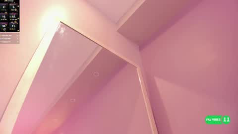 Ninna  online show from 09/16/25, 04:52