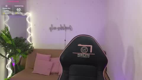 Ninnaaaa online show from 12/02/25, 07:09