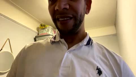 ninolindo919 online show from 09/19/25, 03:45