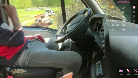 Snapshot of ninosolo_35 chatting on 04/04/26, 01:30 ninosolo 35 online show from 04/04/26, 01:30